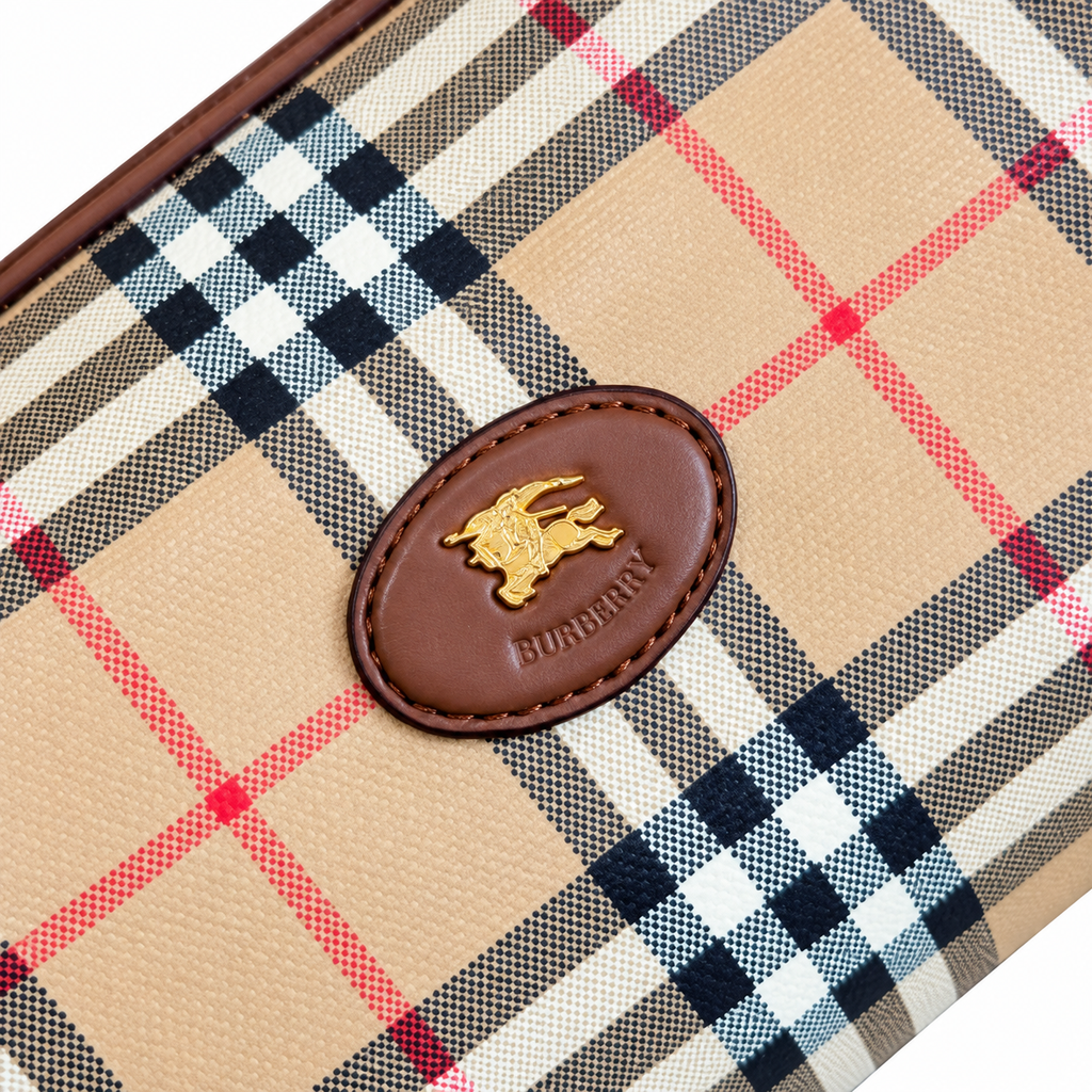 Burberry Compact Shoulder Bag for Everyday Style