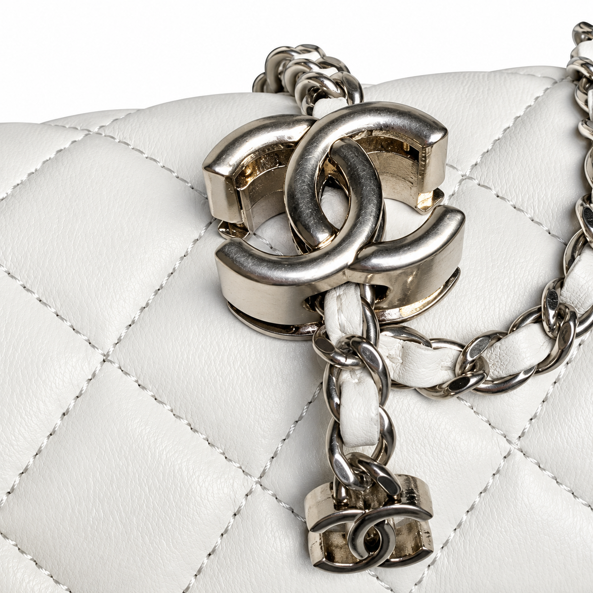 Chanel Quilted Evening Shoulder Bag 20×13×7cm