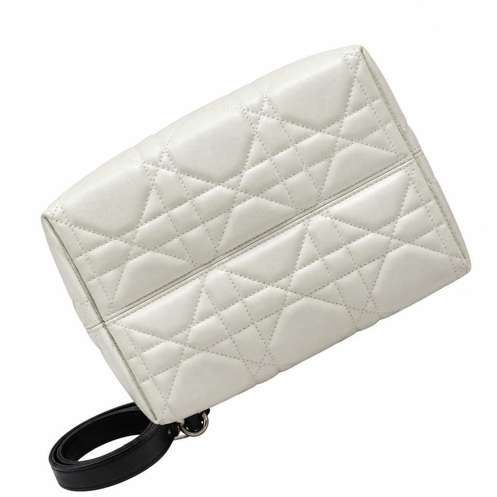 Dior Cannage Quilted Signature Handbag 23cm